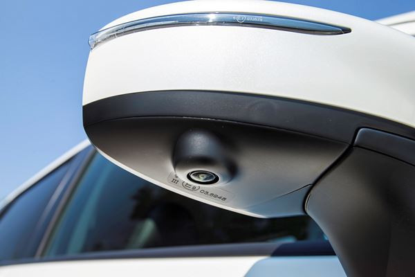 Le système Nissan Safety Shield offre une visibilité et une protection élevées personnalisables