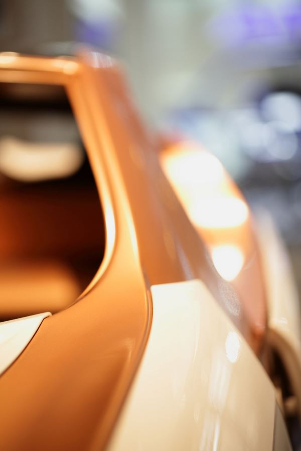 Des composites intégrés aux pièces automobiles pour alléger les voitures
