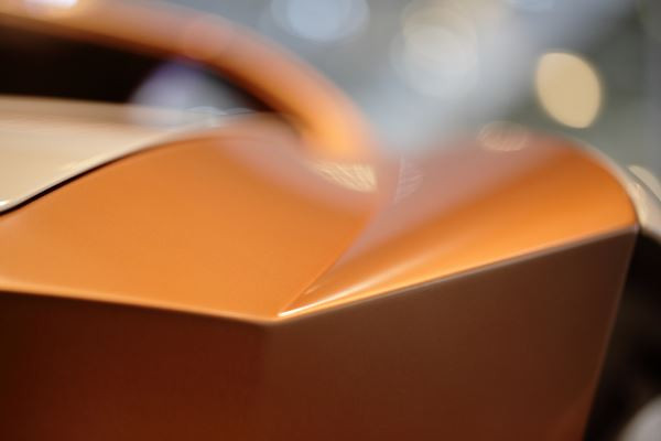 Des composites intégrés aux pièces automobiles pour alléger les voitures