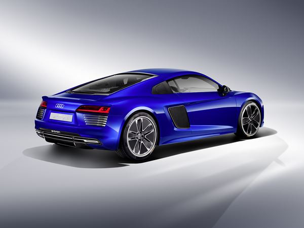 Le concept Audi R8 e-tron piloted driving associe une large variété de technologies