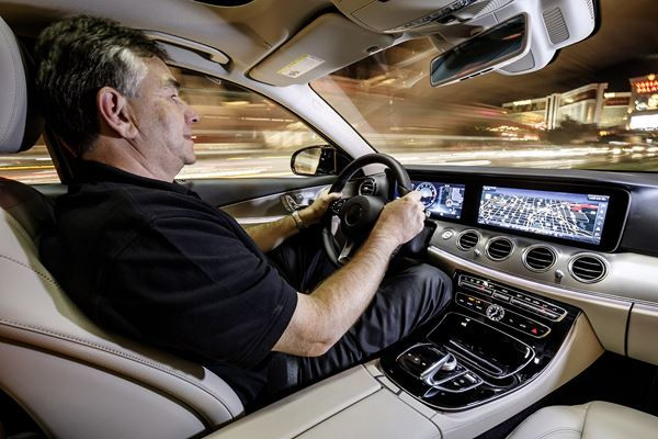La Mercedes Classe E franchit une étape sur la voie de la conduite autonome