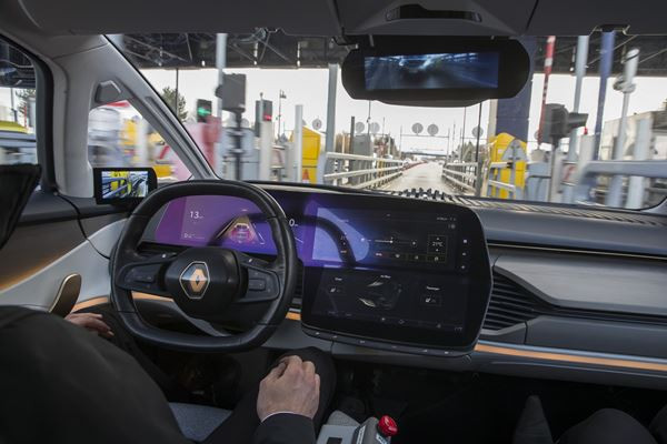Le prototype Renault Symbioz dispose de la conduite autonome de niveau 4
