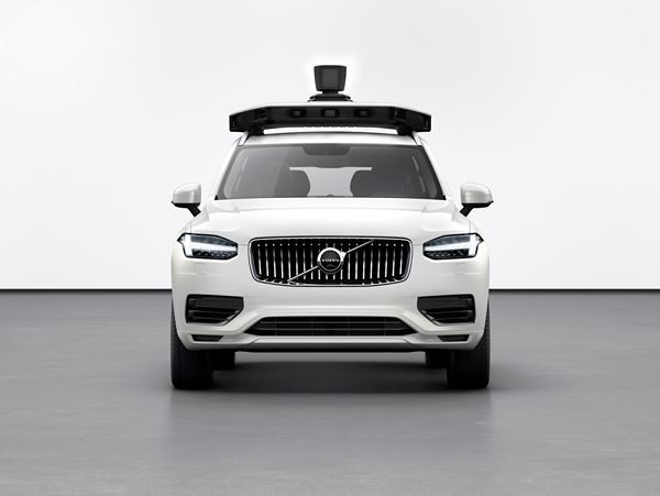 Un Volvo XC90 avec technologie Uber prêt pour la conduite autonome supervisée