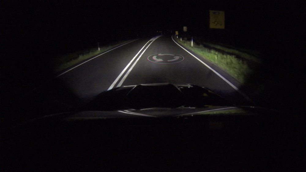 Une technologie de feux qui pourrait permettre de garder littéralement les yeux sur la route