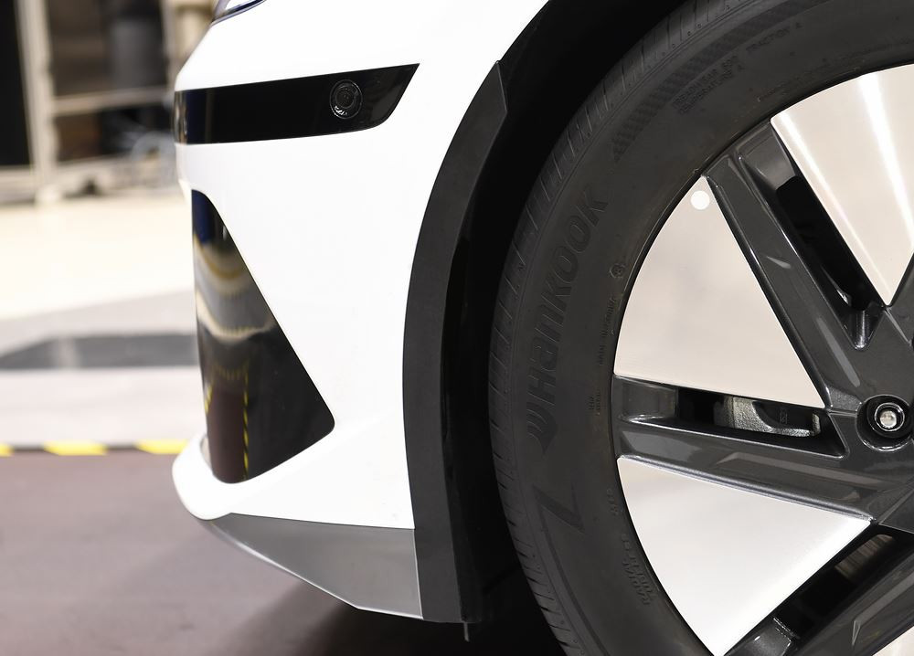 La Hyundai Ioniq 6 affiche un coefficient de traînée faible de 0,21