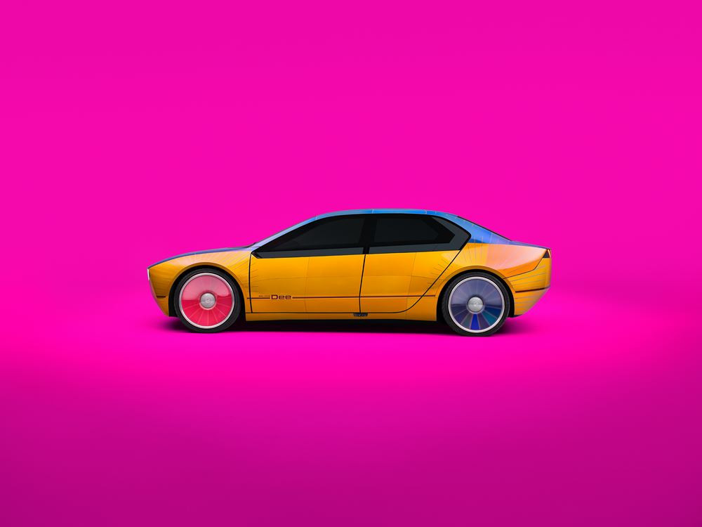 La technologie électrophorétique couleur peut faire évoluer la teinte de la carrosserie parmi 32 couleurs