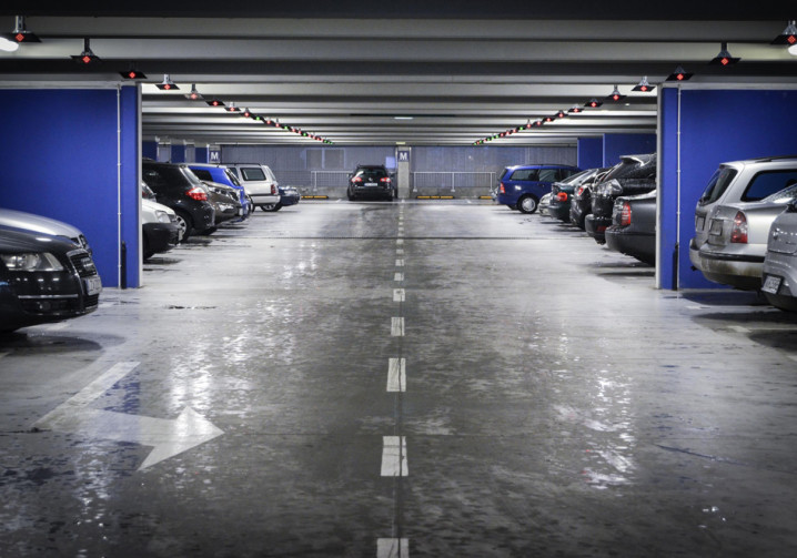 Bénéficier de tarifs de stationnement plus avantageux dans les parkings d'aéroports
