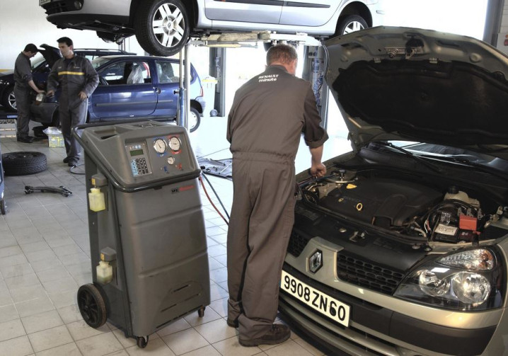 La révision constructeur périodique est une étape clé pour maintenir une voiture en bon fonctionnement