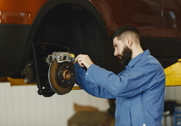 Le système de freinage est essentiel au bon fonctionnement d'une voiture