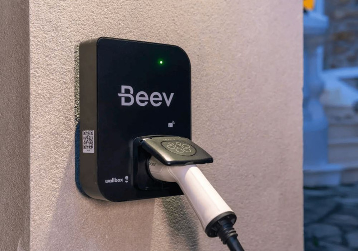 Quels sont les meilleurs installateurs de bornes de recharge électrique à domicile en France en 2026 ?