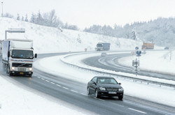 Préparez votre voiture à affronter des conditions hivernales en montagne