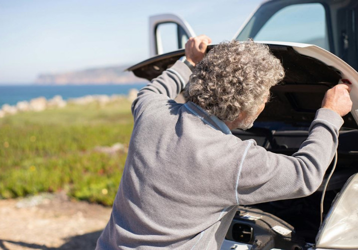 Panne sur la route des vacances : attention aux arnaques au dépannage sur l'autoroute