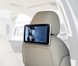 Une tablette Logicom Tab950 avec écran 16:9 de 9 pouces pour lire des vidéos en HD