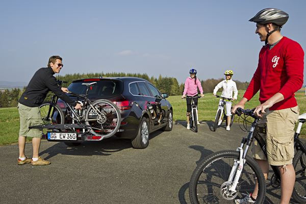 Le système de porte-vélo Opel FlexFix embarque jusqu'à quatre bicyclettes