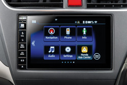 Le nouveau système multimédia « Honda Connect » offre connectivité et praticité