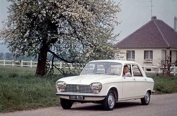 La Peugeot 204 fête ses 50 ans