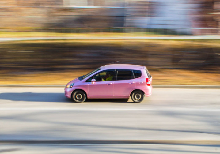 Le rapport des jeunes conducteurs face à l'assurance automobile en 2023