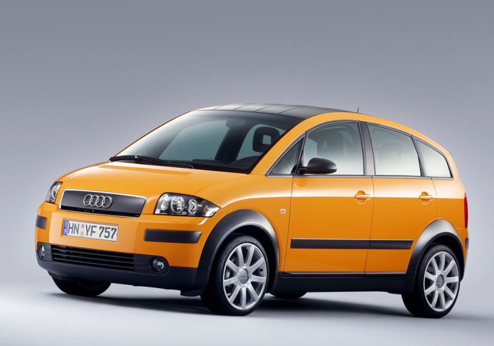 Le véhicule compact haut de gamme Audi A2 célèbre ses 25 ans