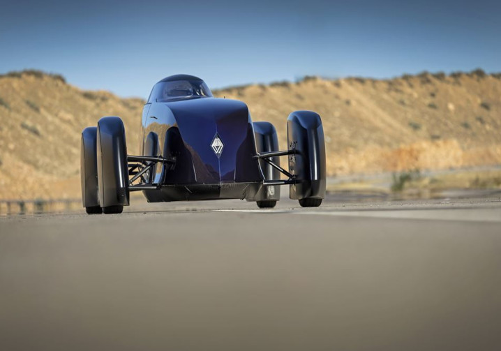 La Renault Filante Record 2025 électrique réalise une consommation de 7,8 kWh aux 100 km a une vitesse moyenne de 102 km/h