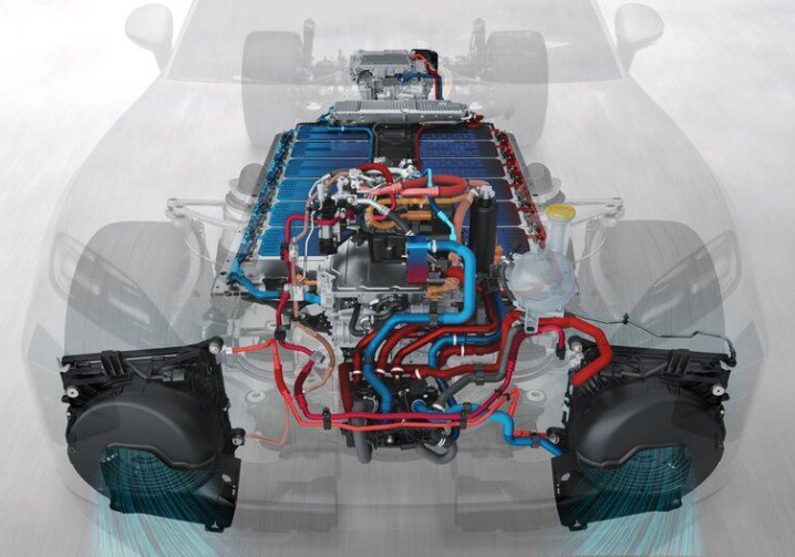 La batterie de 113 kWh du Porsche Cayenne Electric est directement intégrée à la structure du véhicule