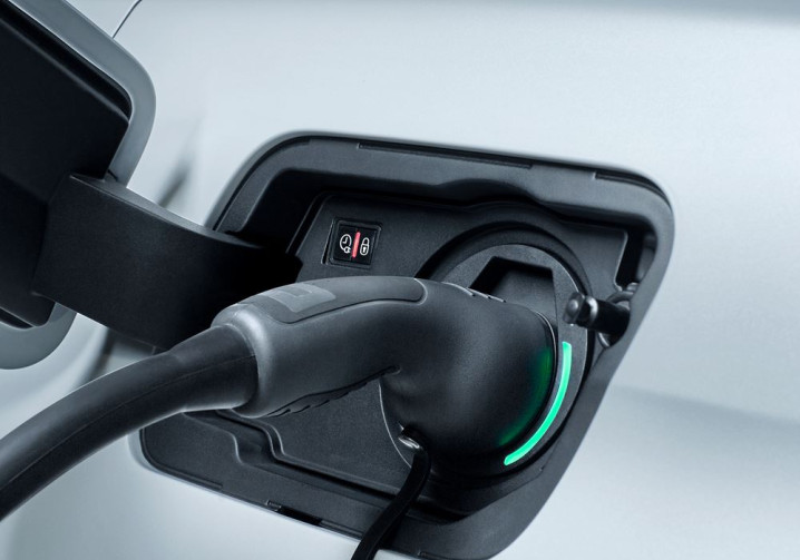 Les écarts sur le prix des batteries des véhicules hybrides rechargeables peuvent être significatifs