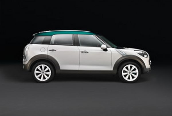 MINI présente le concept Crossover annonciateur de la MINI 4x4