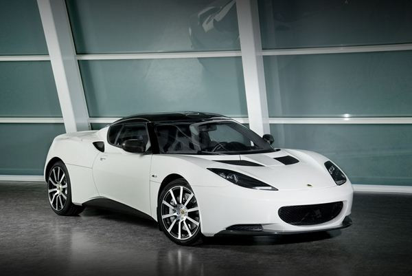 Lotus présente le concept Evora Carbon à Genève