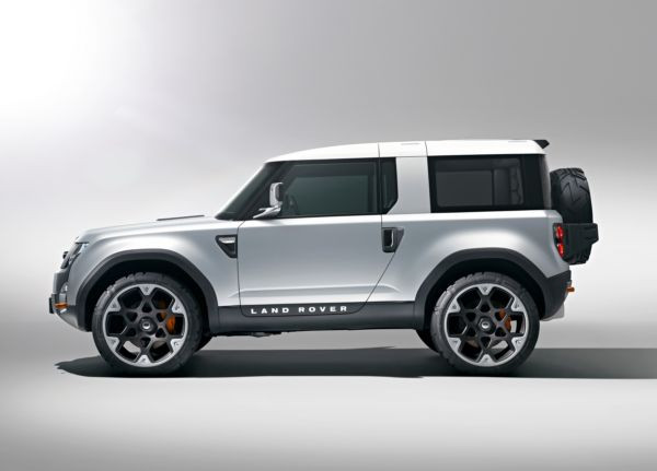 Le concept Land Rover DC100 révélé au salon de l’automobile de Francfort