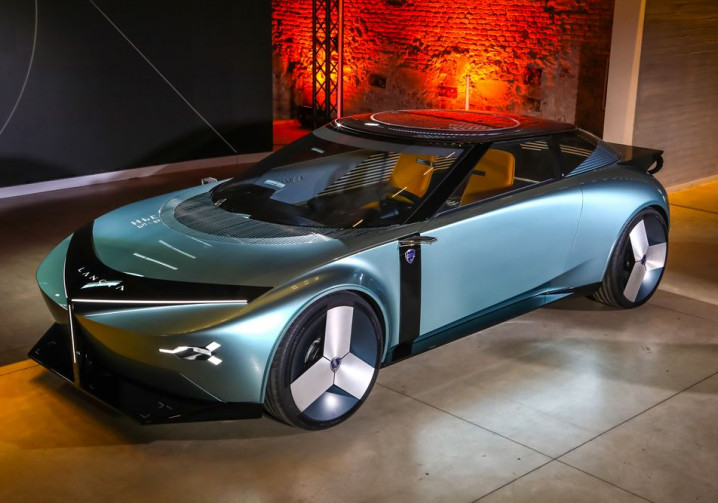 Le concept Lancia Pu+Ra HPE est un manifeste de la renaissance de la marque pour les 10 prochaines années