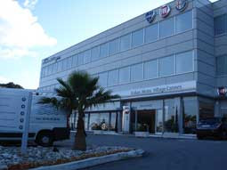 Fiat ouvre son premier « Italian Motor Village » à Cannes