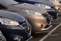 PSA Peugeot Citroën et General Motors créent une alliance stratégique