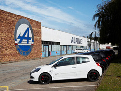 Renault et Caterham annoncent un partenariat dans les véhicules sportifs