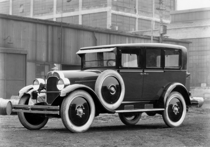 La marque Chrysler célèbre ses 100 ans