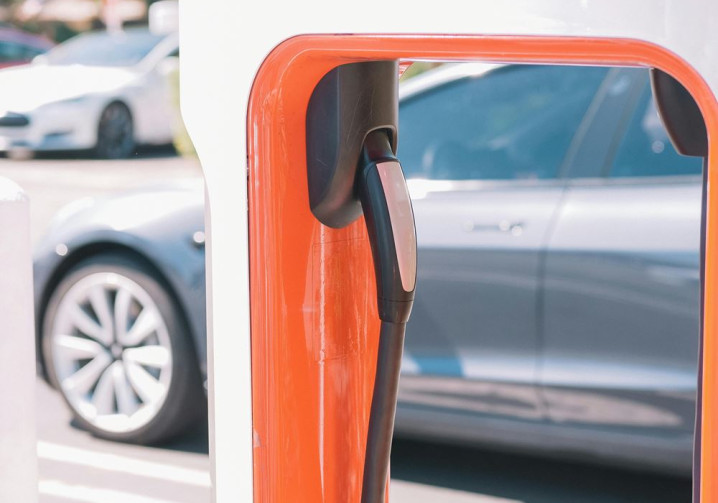 Les baisses de prix catalogue des véhicules électriques ont un impact négatif sur les prix en occasion