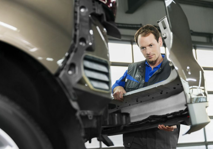 Une réduction du prix des pièces détachées d’origine des véhicules anciens pour étendre leur durée de vie