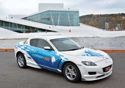 Mazda teste la Mazda RX-8 Hydrogen RE à moteur rotatif en Norvège