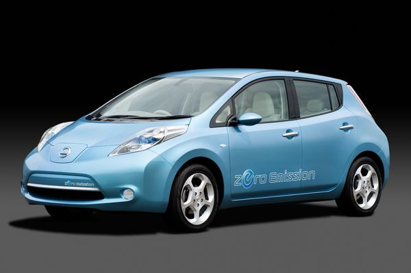Nissan dévoile la voiture électrique Leaf