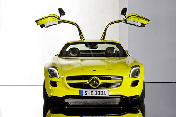 Mercedes développe un prototype électrique de voiture ultra sportive