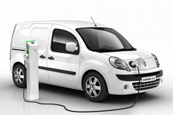 La fourgonnette électrique de Renault commercialisée à 23 920 euros hors batterie