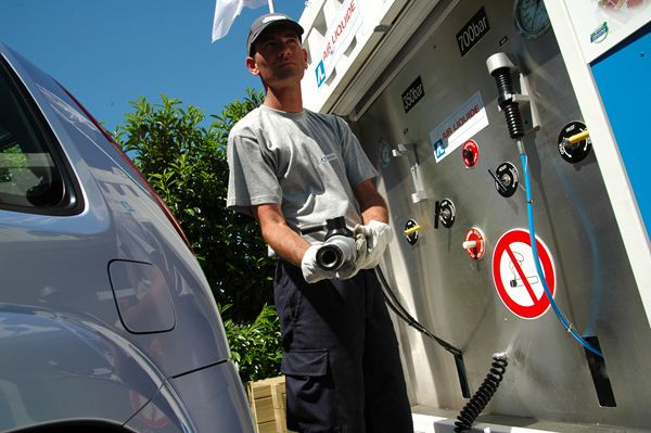 Le véhicule électrique à hydrogène en approche