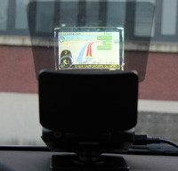 Danew lance un nouveau GPS autonome avec affichage sur le pare-brise