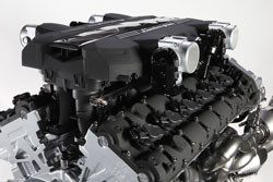 Lamborghini présente un nouveau moteur V12 6,5 litres de 700 ch