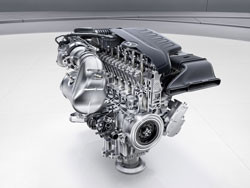 Un nouveau moteur essence six cylindres Mercedes avec compresseur électrique