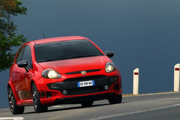 L'Abarth Punto Evo commercialisée au prix de 19 400 euros