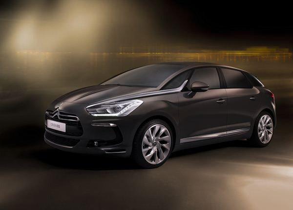 La Citroën DS5 commercialisée à partir de 29 300 euros