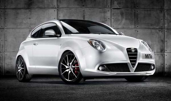 L'Alfa Romeo MiTo arbore le légendaire Quadrifoglio Verde