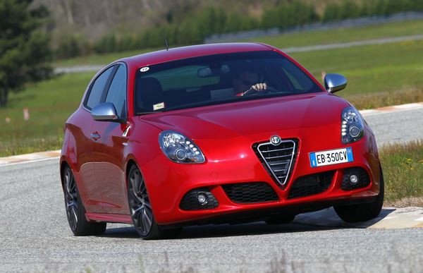 Le légendaire Quadrifoglio Verde fait son retour sur l'Alfa Romeo Giulietta