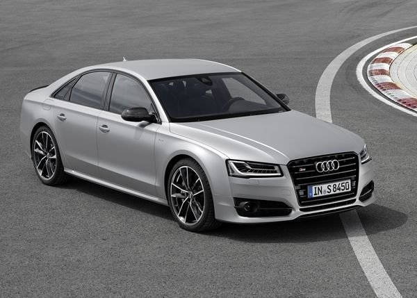 La nouvelle grande berline Audi S8 plus développe 605 ch
