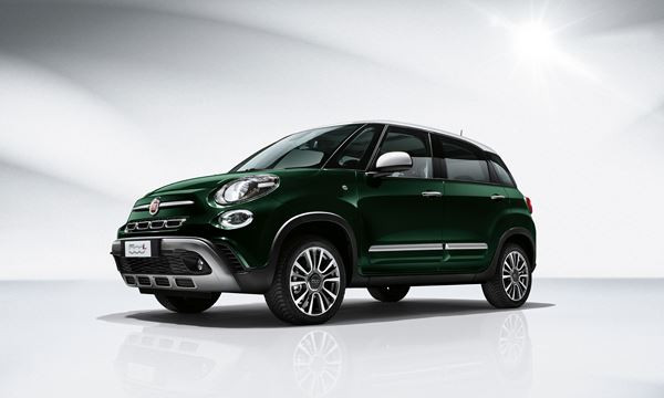 La Fiat 500L Cross affiche son côté baroudeur