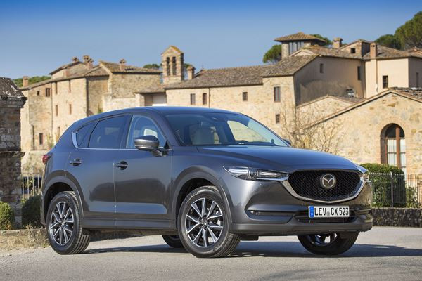 Le Mazda CX-5 restylé reprend le flambeau de son prédécesseur